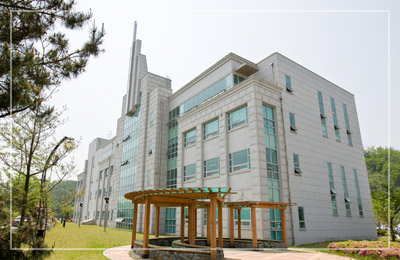 웨슬리신학대학원 건물 이미지